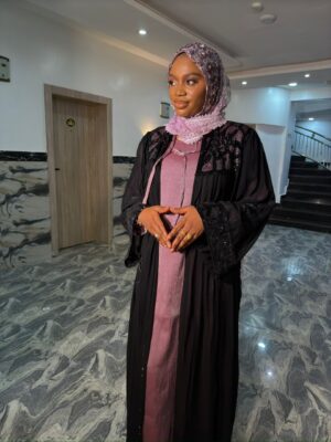 Limas Abayas