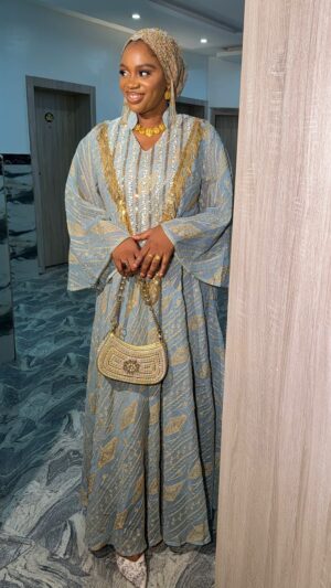 Limas Abayas