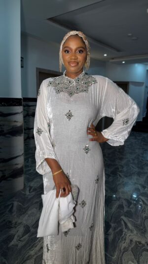 Limas Abayas
