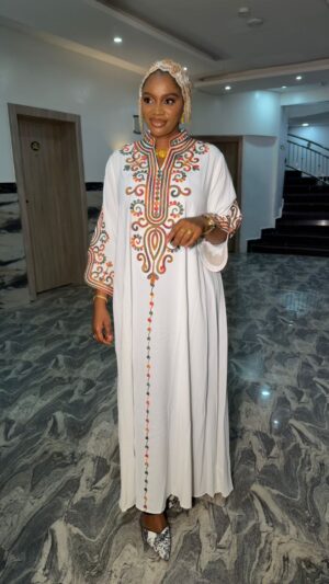Limas Abayas