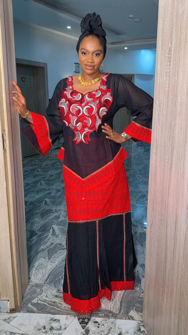 Limas Abayas